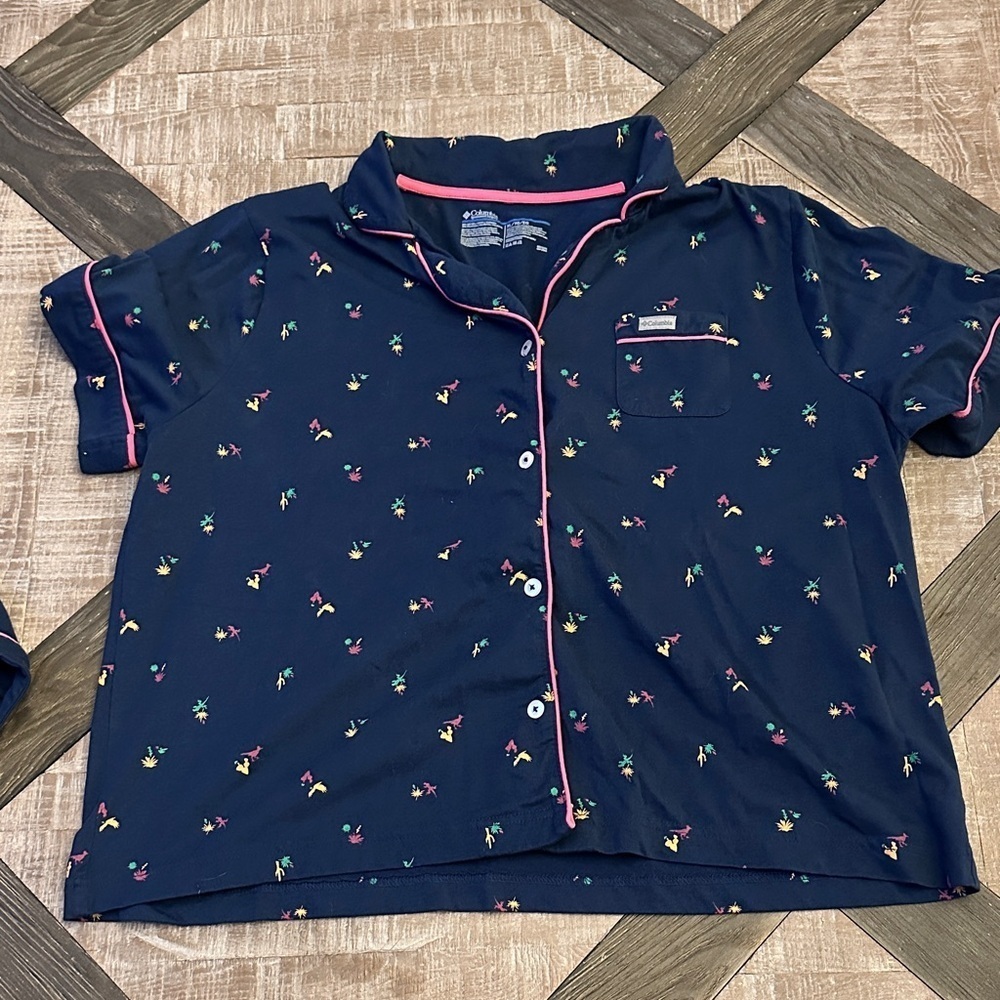 Women’s Columbia pajama set - Picture 5 of 6